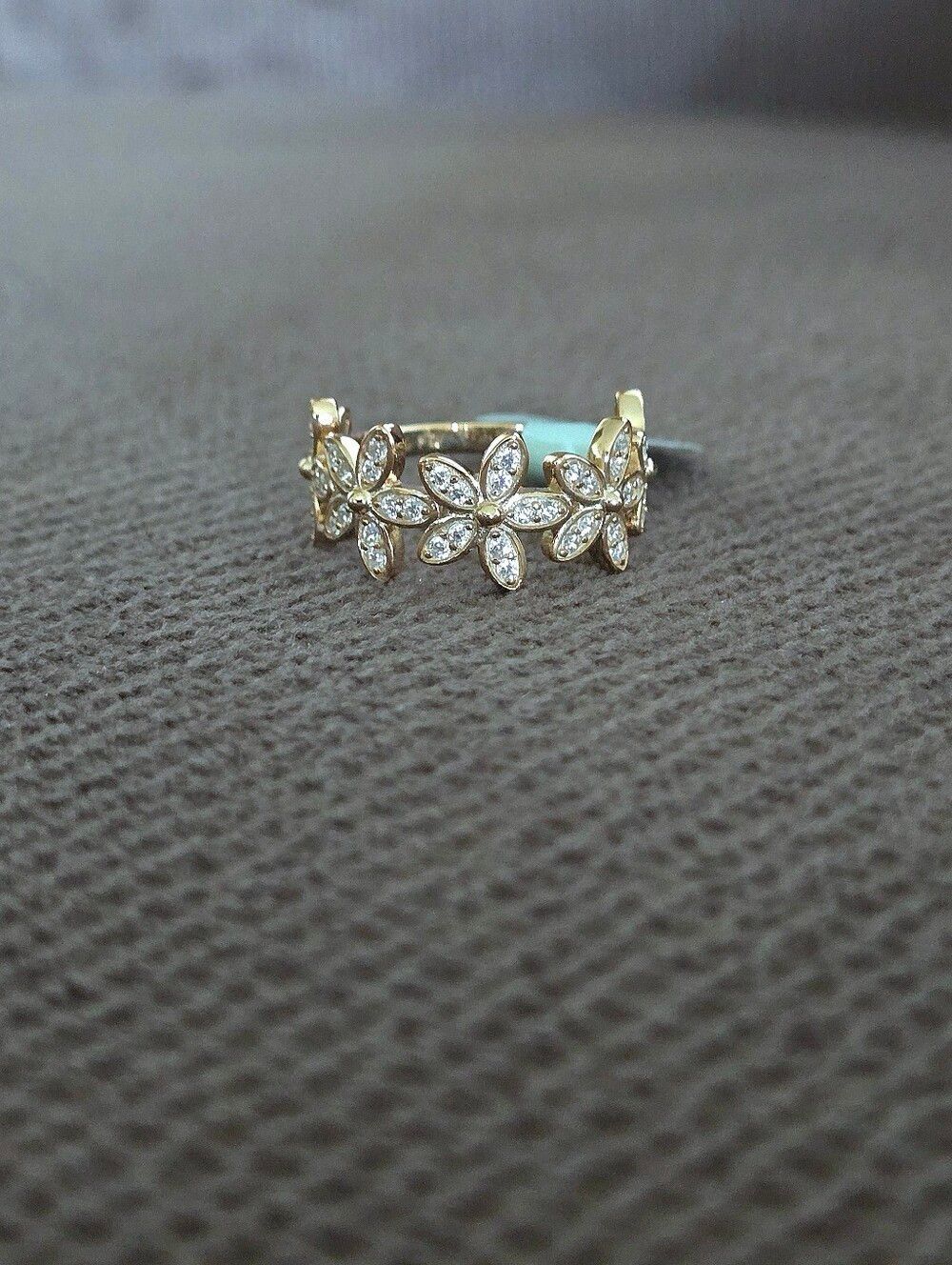 ✨️HP 2X✨️ Ava Ro🚣 Connecting Gold💛 Flowers🌼 Ring💍 - Picture 10 of 16